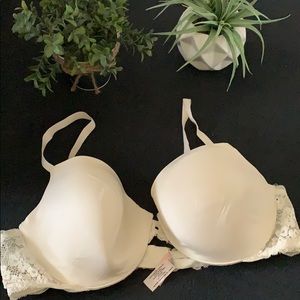 Victoria’s Secret Angels Ipex Demi 38C